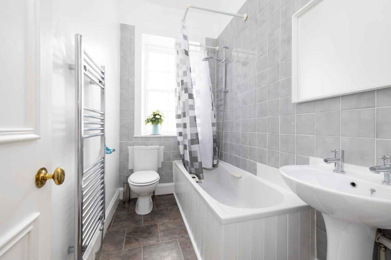 Ferienwohnung Joivy Cosy Flat In The Heart Of EDI Exterior foto