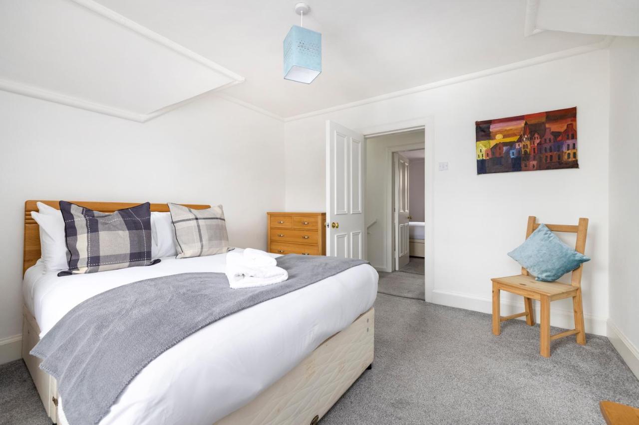 Ferienwohnung Joivy Cosy Flat In The Heart Of EDI Exterior foto